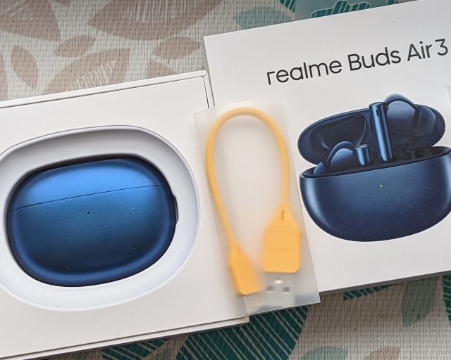 Обзор Realme Buds Air 3 — миниатюрных наушников с оригинальным дизайном и ANC