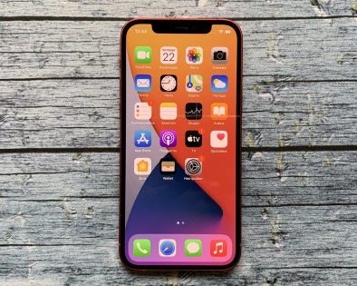 iPhone 12 и iPhone 12 Pro: первый взгляд на новые смартфоны Apple, которые хочется купить прямо сейчас