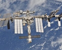 Илон Маск утопит МКС: NASA заказало у SpaceX аппарат для сведения станции с орбиты