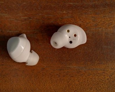 Обзор Samsung Galaxy Buds+ — конкурентов AirPods Pro для Android-смартфонов
